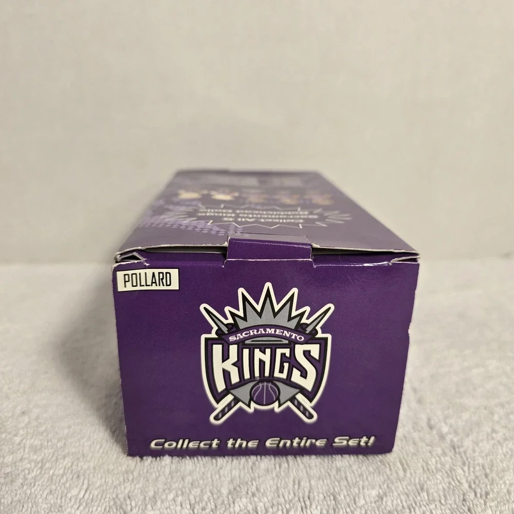 2003 Scott Pollard Sacramento Kings Carl's Jr. Basketball Bobblehead- New In Box